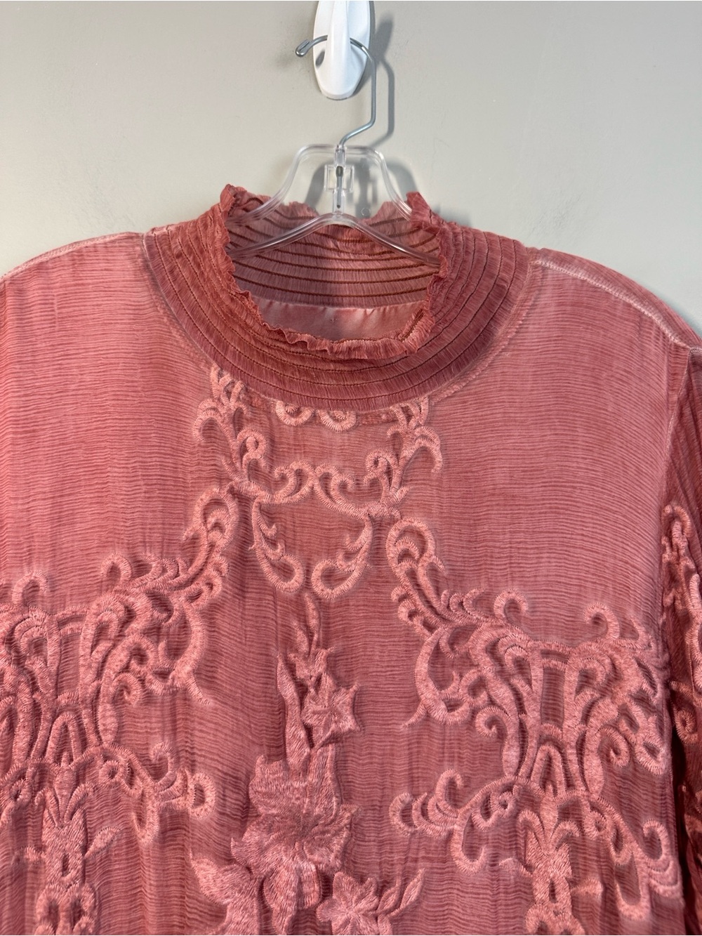Soft Surroundings Mock Neck Silk Embroidered Blouse Size L Romantic Feminine - Picture 9 of 11
